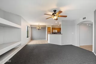 Photo #4: 6922869 Listing 