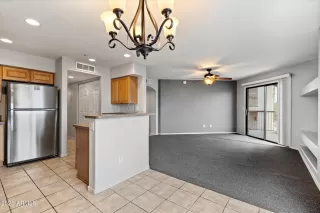 Photo #5: 6922869 Listing 