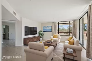 Photo #3: 6923129 Listing