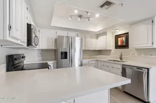 Photo #4: 6923129 Listing