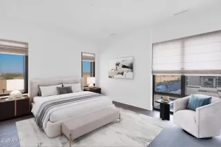 Photo #3: 6923171 Listing