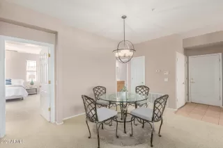 Photo #4: 6923538 Listing 