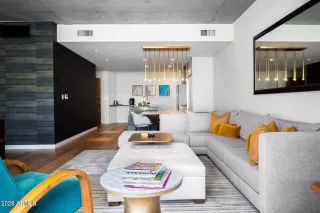 Photo #4: 6923775 Listing 