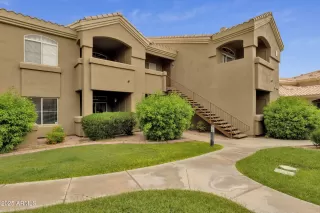 Photo #5: 6923840 Listing 