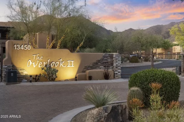 MLS: 6923962 Condo For Sale