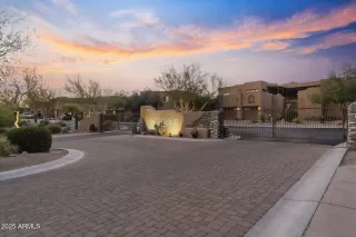 Photo #1: 6923962 Listing 