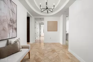 Photo #2: 6924084 Listing 