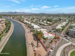 Photo #3: 6924283 Listing