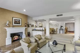 Photo #4: 6924392 Listing 