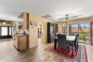 Photo #6: 6924396 Listing 