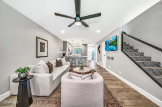 Photo #2: 6924556 Listing 