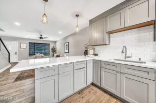Photo #4: 6924556 Listing 