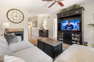 Photo #6: 6924581 Listing 