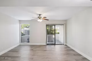 Photo #3: 6924590 Listing 