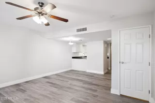 Photo #5: 6924590 Listing 