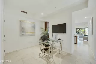 Photo #2: 6924628 Listing 