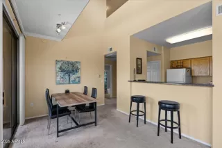 Photo #6: 6924657 Listing