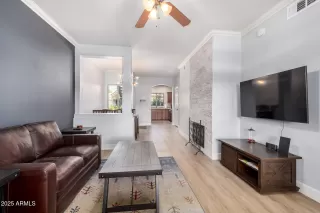 Photo #4: 6924769 Listing