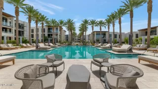 Photo #1: 6924825 Listing 