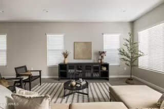 Photo #5: 6925030 Listing