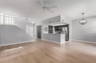 Photo #3: 6925183 Listing 