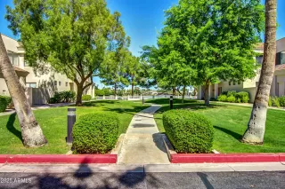 Photo #5: 6925304 Listing