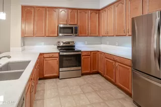 Photo #5: 6925370 Listing