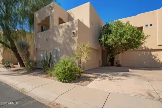 Photo #3: 6925391 Listing