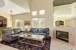 Photo #6: 6925391 Listing