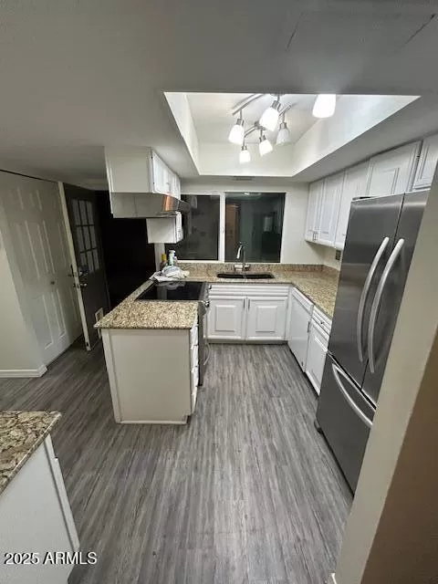 MLS: 6925394 Condo For Sale