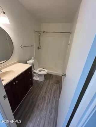 Photo #5: 6925394 Listing