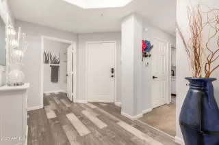 Photo #6: 6925624 Listing 