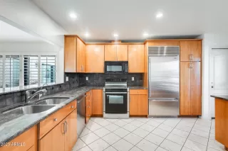 Photo #4: 6925672 Listing