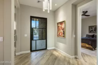 Photo #4: 6925792 Listing 