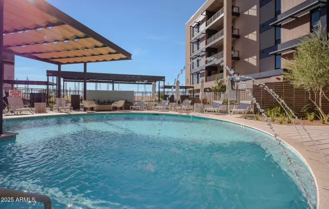 MLS: 6925802 Condo For Sale