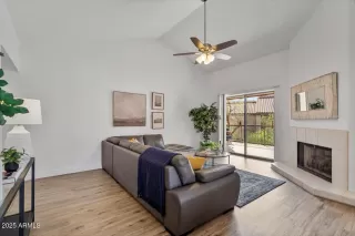 Photo #2: 6925985 Listing 