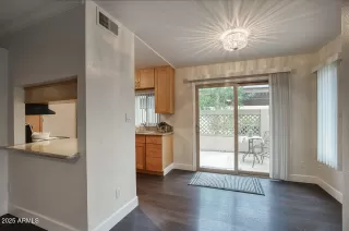 Photo #2: 6925995 Listing 