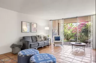 Photo #1: 6926124 Listing 