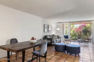 Photo #3: 6926124 Listing 