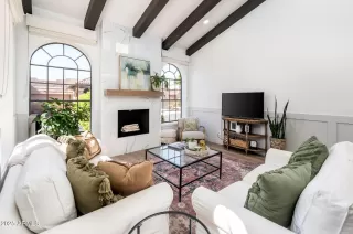 Photo #3: 6926127 Listing 