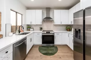 Photo #6: 6926127 Listing 