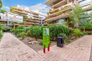 Photo #1: 6926188 Listing 