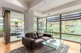 Photo #5: 6926188 Listing 