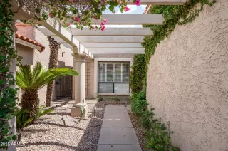 Photo #1: 6926231 Listing 