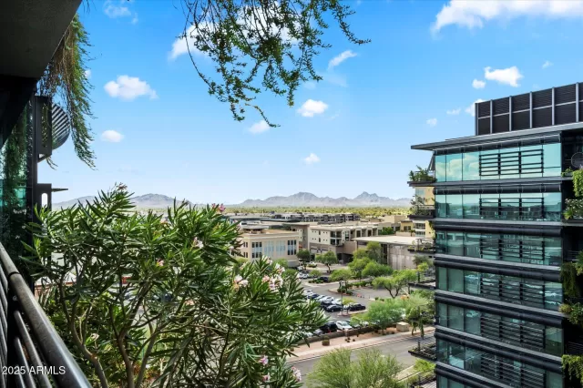 MLS: 6926422 Condo For Sale