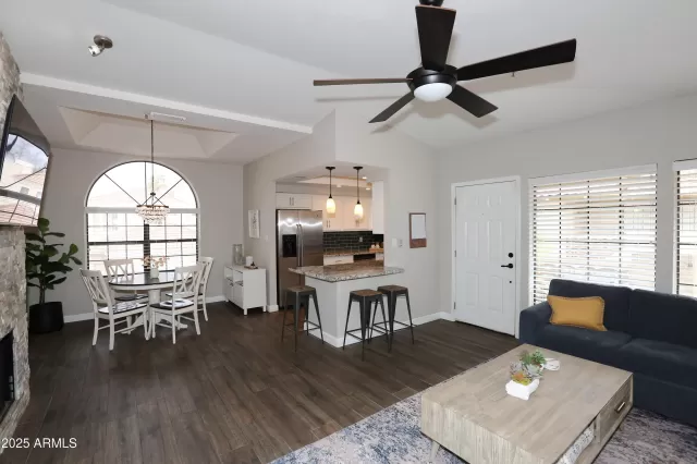 MLS: 6926437 Condo For Sale