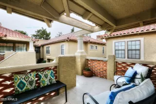 Photo #2: 6926437 Listing 