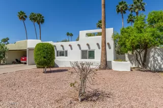 Photo #2: 6926500 Listing 