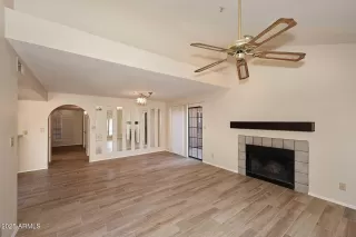 Photo #5: 6926570 Listing 