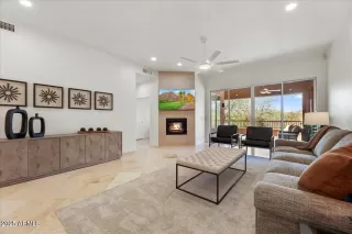 Photo #3: 6926656 Listing 